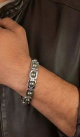 Vineet review photo