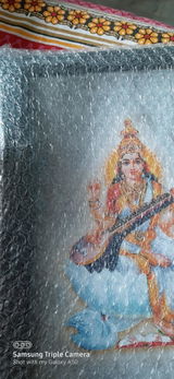 Naresh review photo