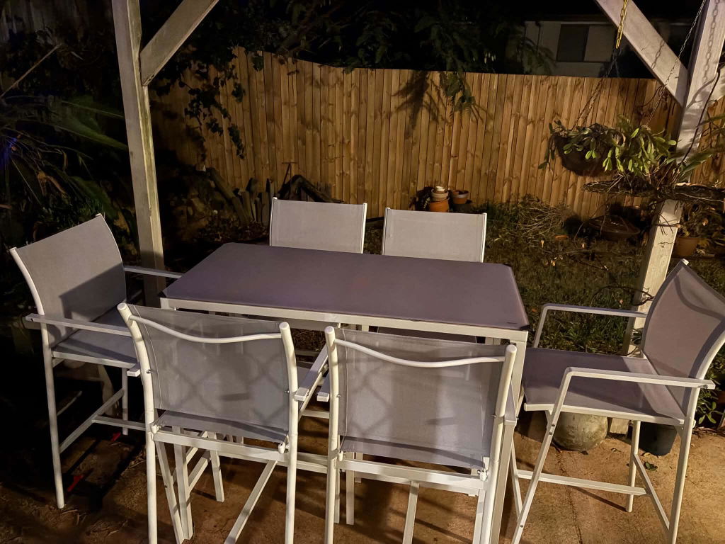 7-Piece Outdoor Bar Table and Stools Set with Tempered Glass Tabletop - White