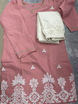 Saumya Thakkar review photo