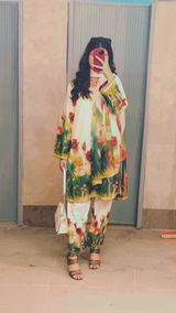 Rohma Riaz review photo