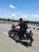 Rishi Pandey review photo