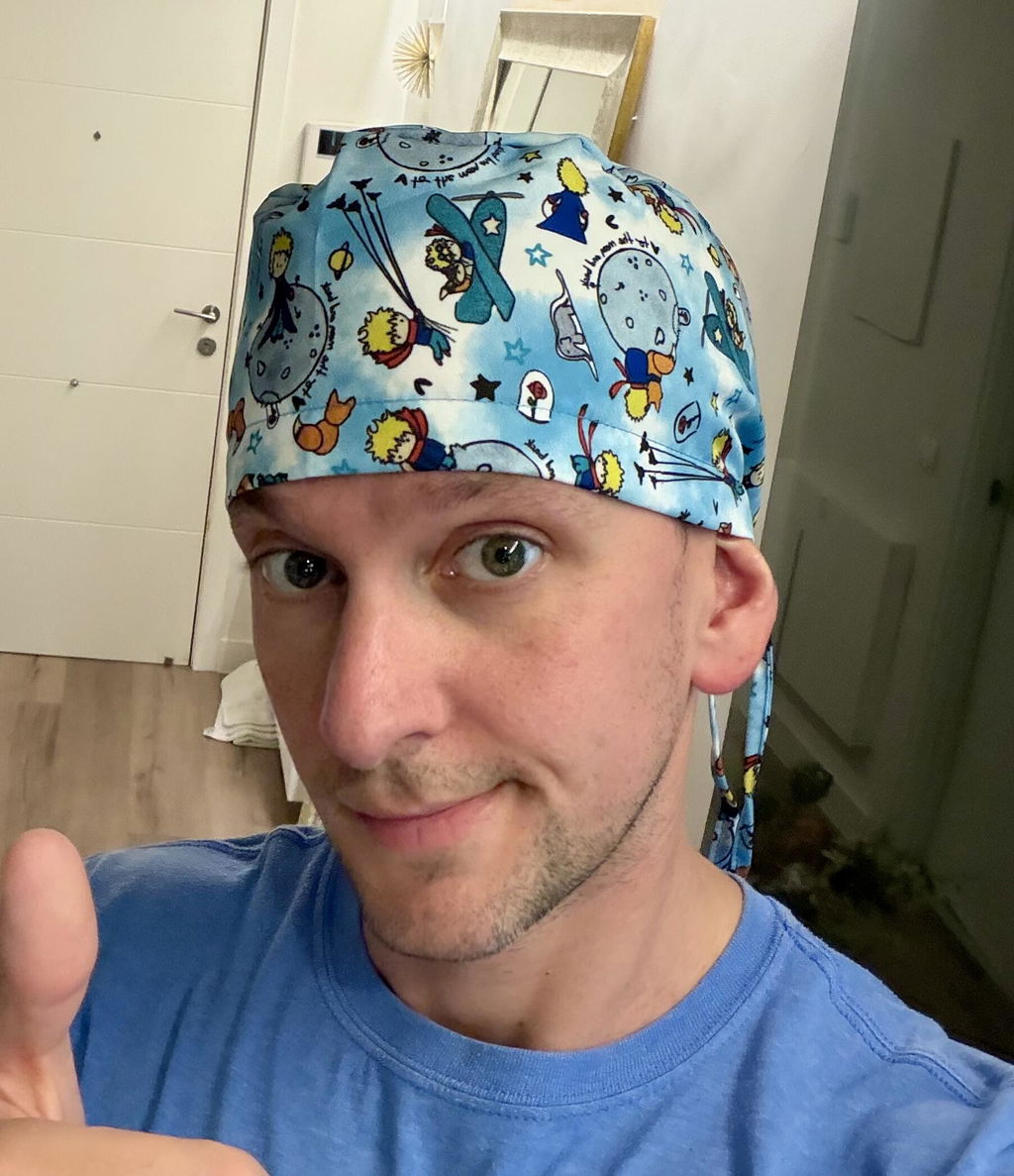 Robin Hat