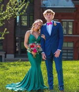 Aurora Hughes review photo
