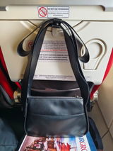 Ari review photo