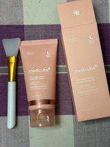 M review photo