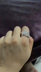 Lia review photo