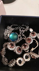 S. review photo