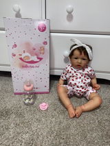 Maxine C. review photo