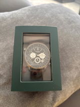 Mickmonney review photo