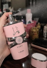 Nimra Fayyaz review photo