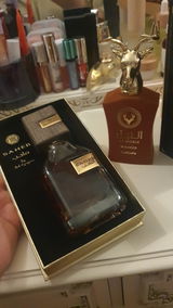 A.V. review photo