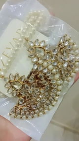 Samia review photo