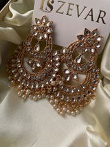 Minahil review photo