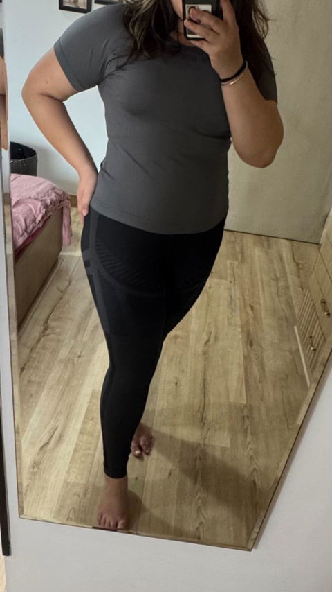 Customer fit photo from Reehab's review