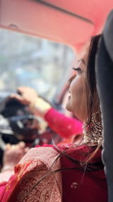 Shubhana Yasmin review photo