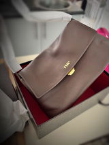 Ella review photo