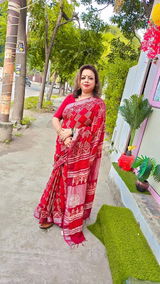 Sanjana Srivastava review photo