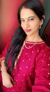 Swaroopa Sarmalkar review photo