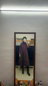 Nidhi Bisht review photo