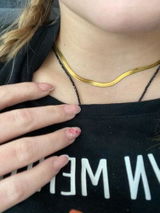 Yasemin E. review photo
