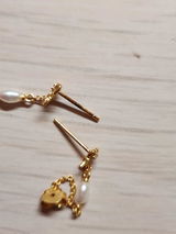 m review photo
