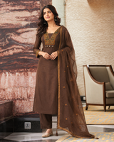 manisha jha review photo