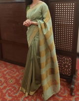 Rumshaa Yunus review photo