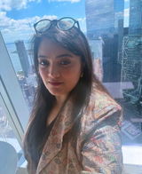 Rekha review photo