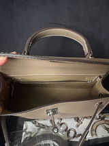 Anonyme review photo
