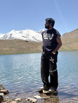 Tarun review photo