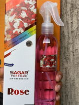 Roshni Khanna review photo