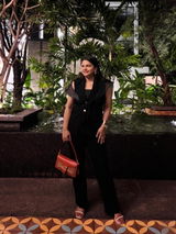 Sakshi review photo