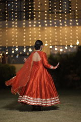 Priyansha Thakur review photo