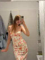 V***a review photo