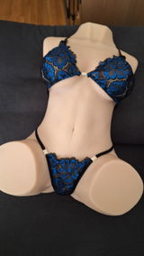 Anon review photo