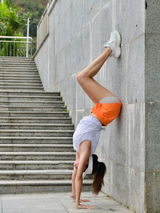 M. review photo