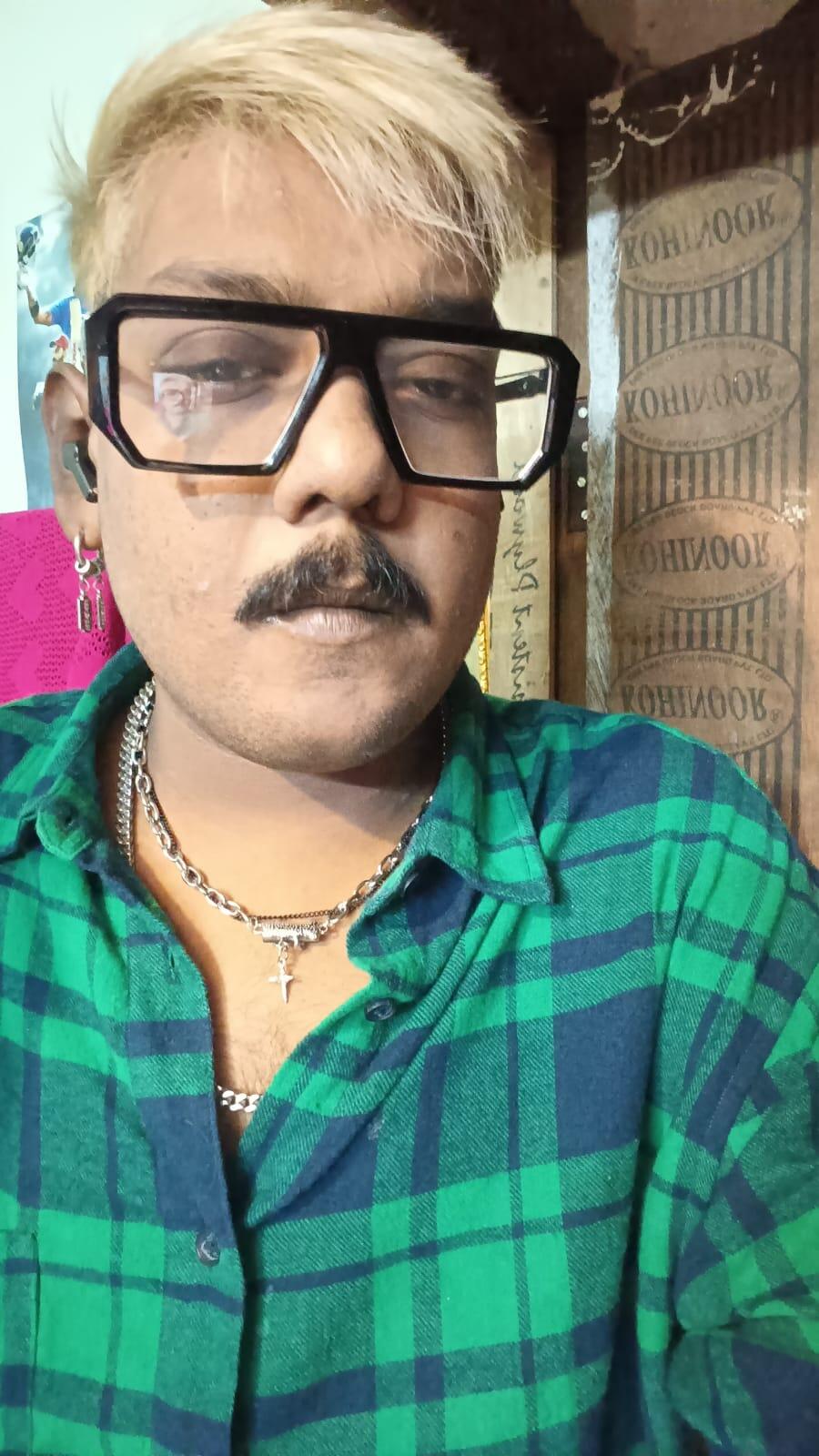 Monojit review photo