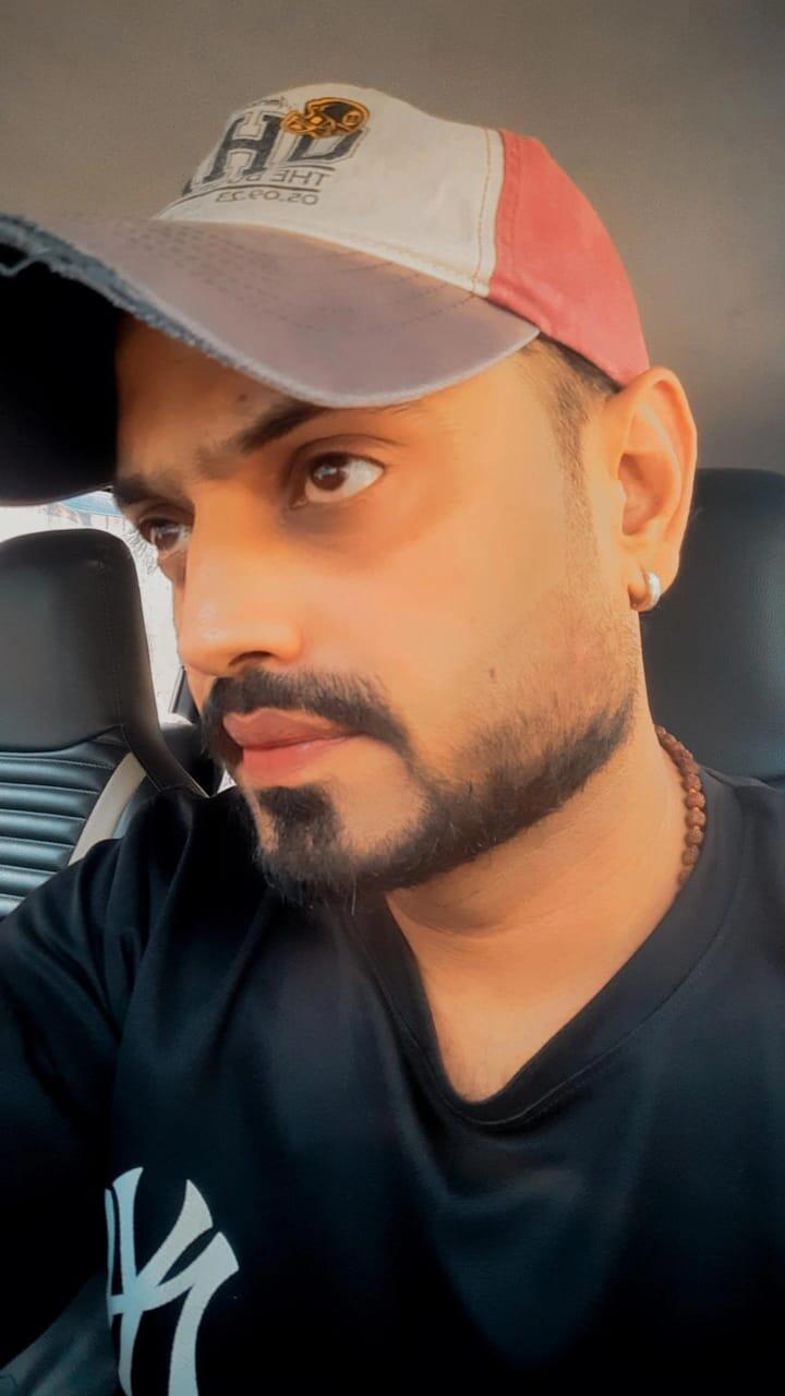 Ajay Bidhuri review photo