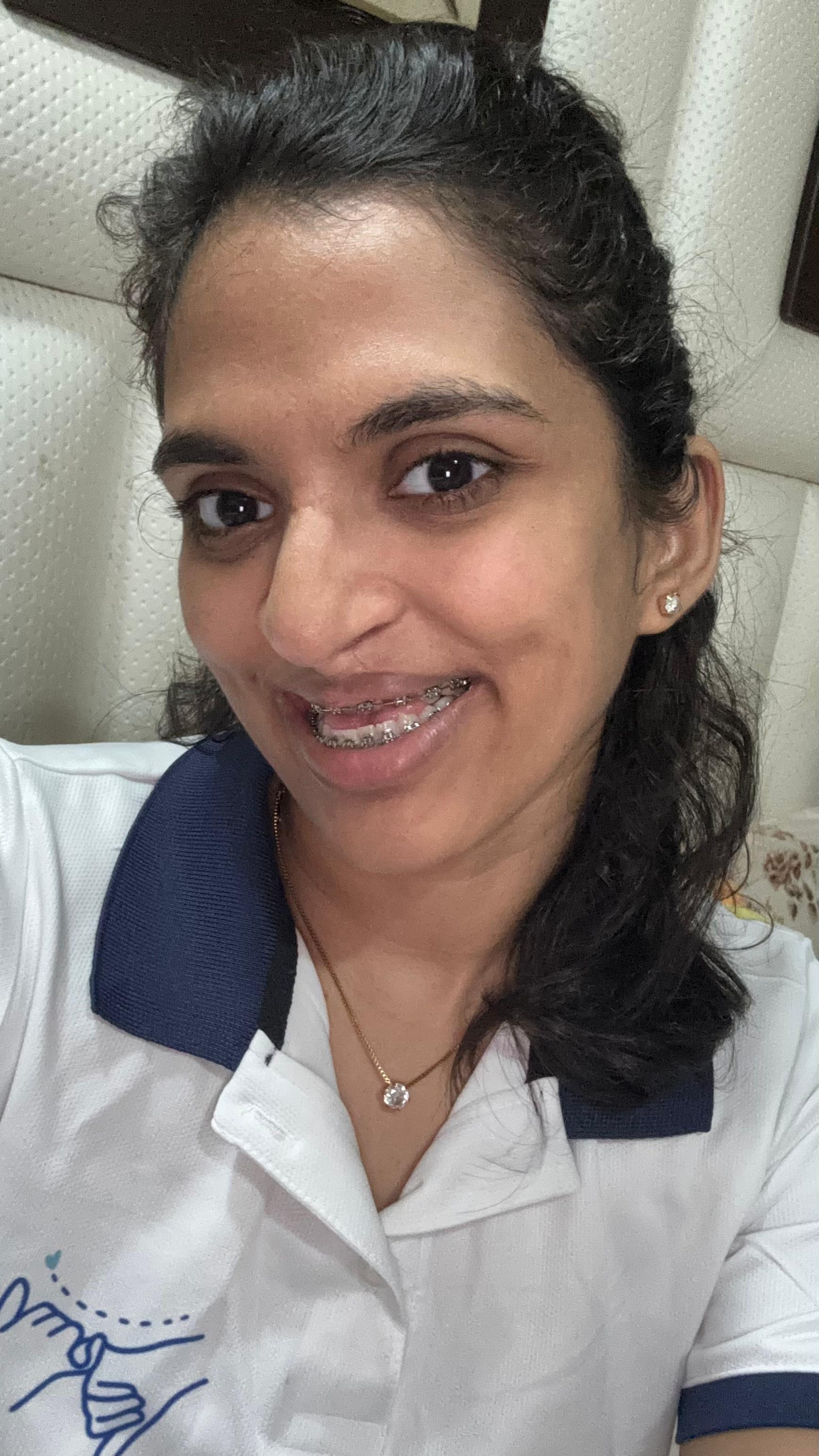 Sakshi Kothari review photo