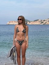 Leah review photo