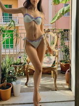 antonia review photo
