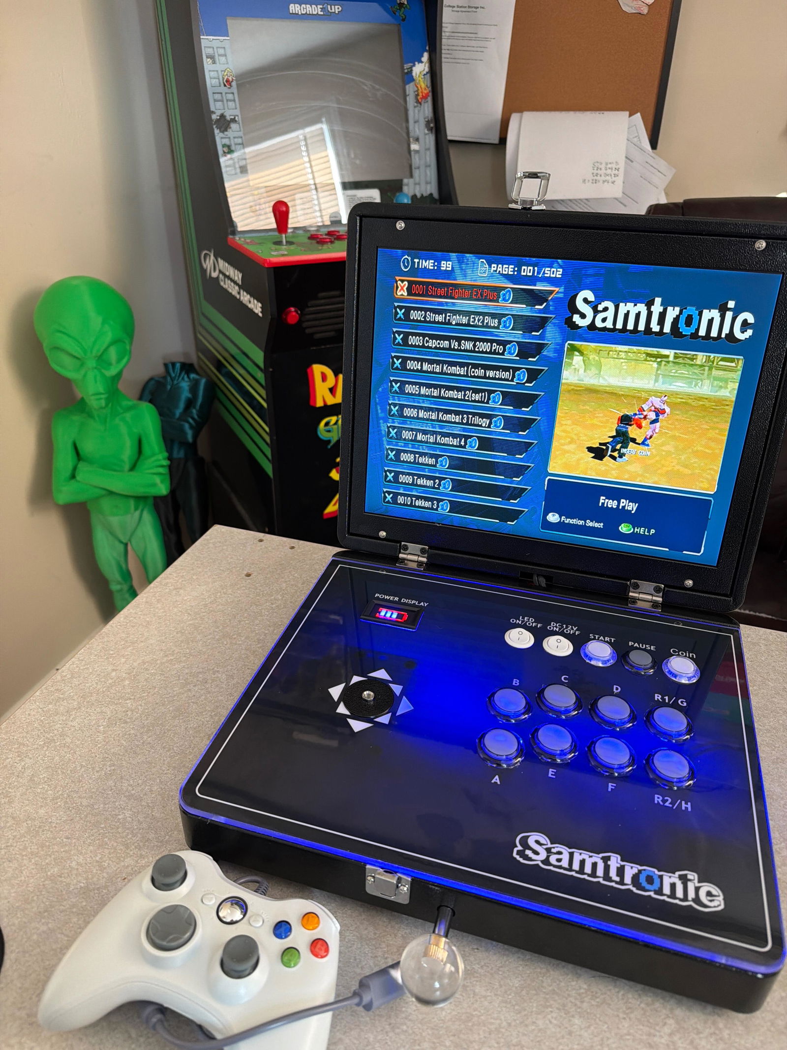 新品未使用 SAMTRONIC 14インチ レトロアーケードゲーム Basic Folding 14” Retro Arcade Console – 5000+ Games– Samtronic