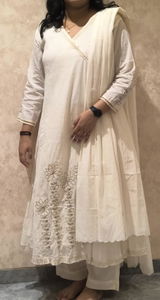 Mansi review photo