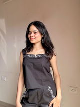 Tanaya review photo