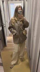 V***a review photo