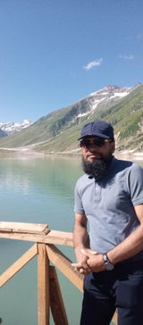 Qazi Meraj review photo