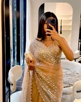Neha yadav review photo