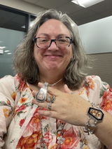 Lynda V. review photo