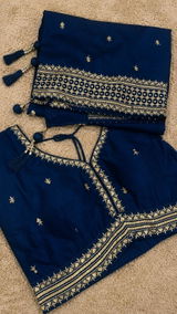 Ishita review photo